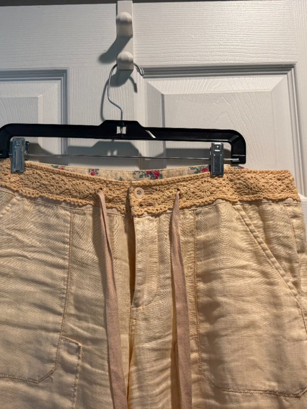 Anthropologie Hei Hei Yellow Linen Crop Drawstring Pants. Size: 30. Gently Used.